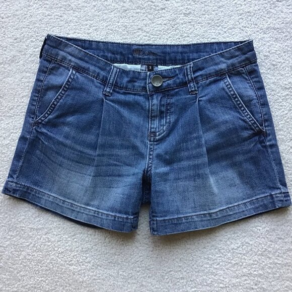 KUT FROM THE KLOTH BLUE JEAN SHORTS Size 2 - Picture 1 of 4